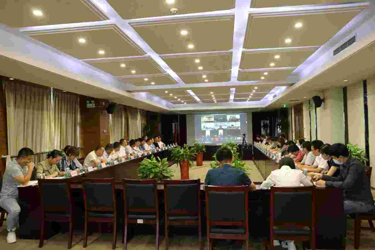 众志成城 不负韶华|必威西汉姆联官网首页集团在京召开事情聚会